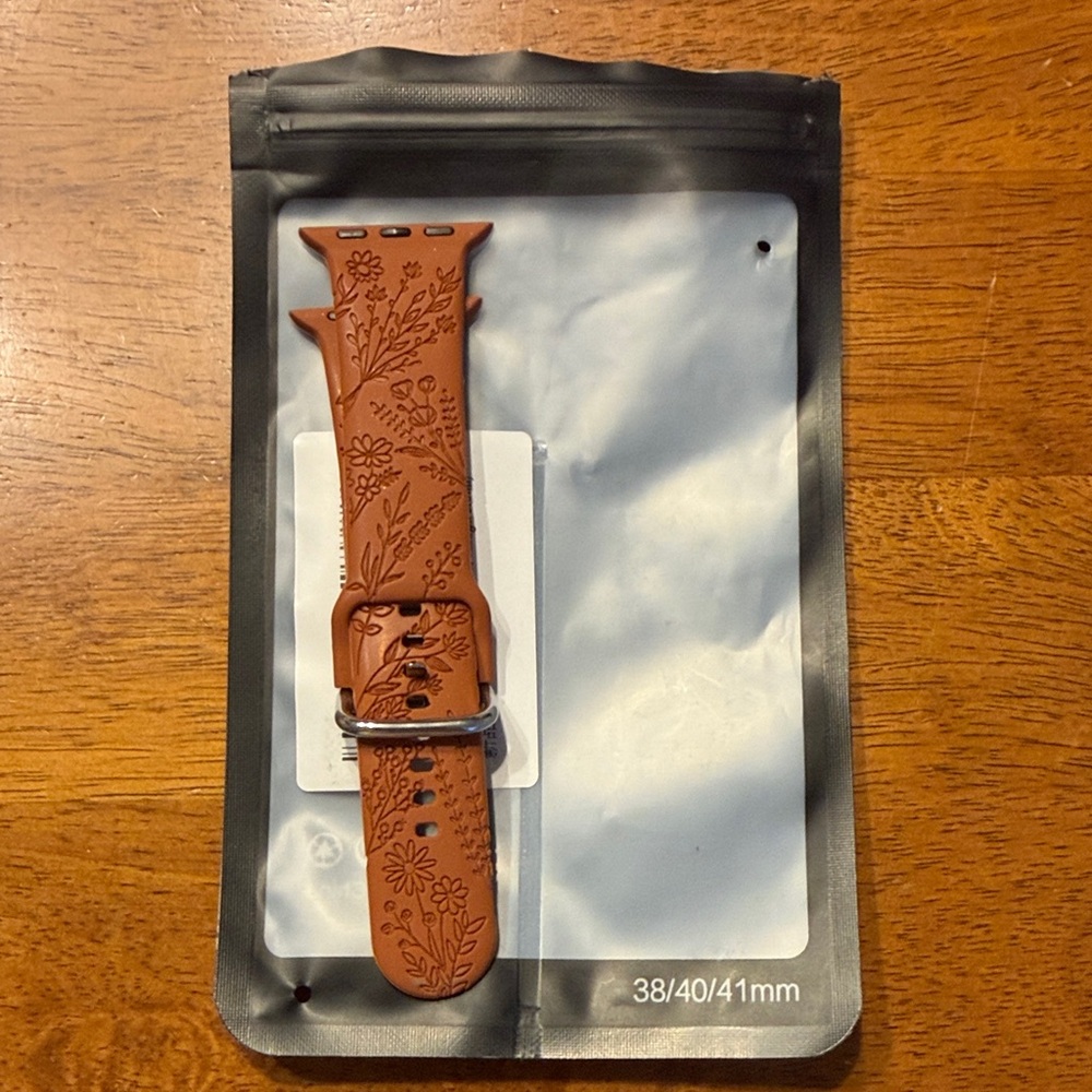 Replacement watch band for Apple Watch